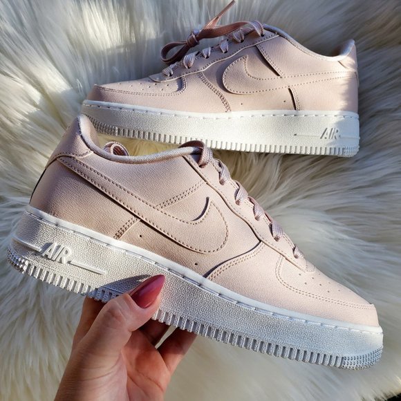 Nike Shoes - Nike Air Force 1 Low